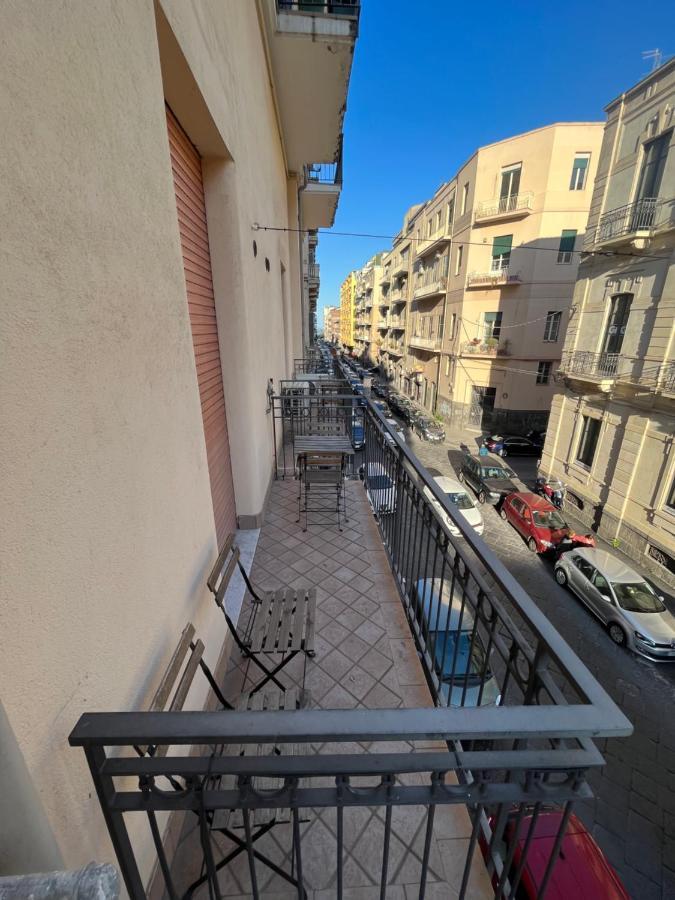 Отель Umberto Street Катания Экстерьер фото